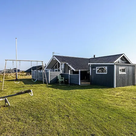 Hyggeligt Og Velholdt I Vejlby Klit Sj665