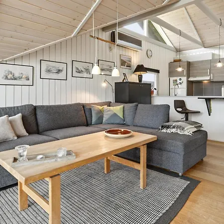 Hyggeligt Og Velholdt I Vejlby Klit Sj665 Harboør